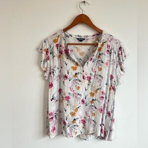 CLOSING SALE •5/$25• Buffalo David Bitton Floral Blouse